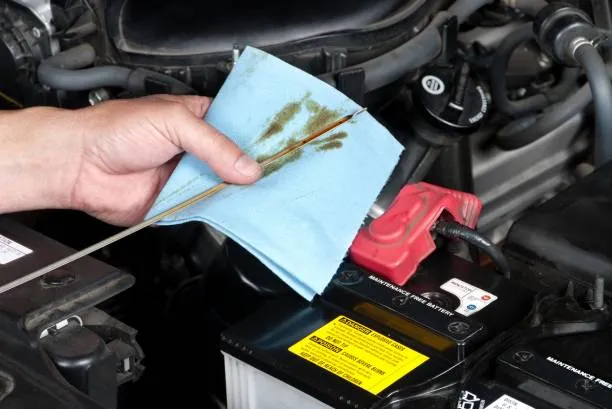 voiture vérification niveau d'huile 