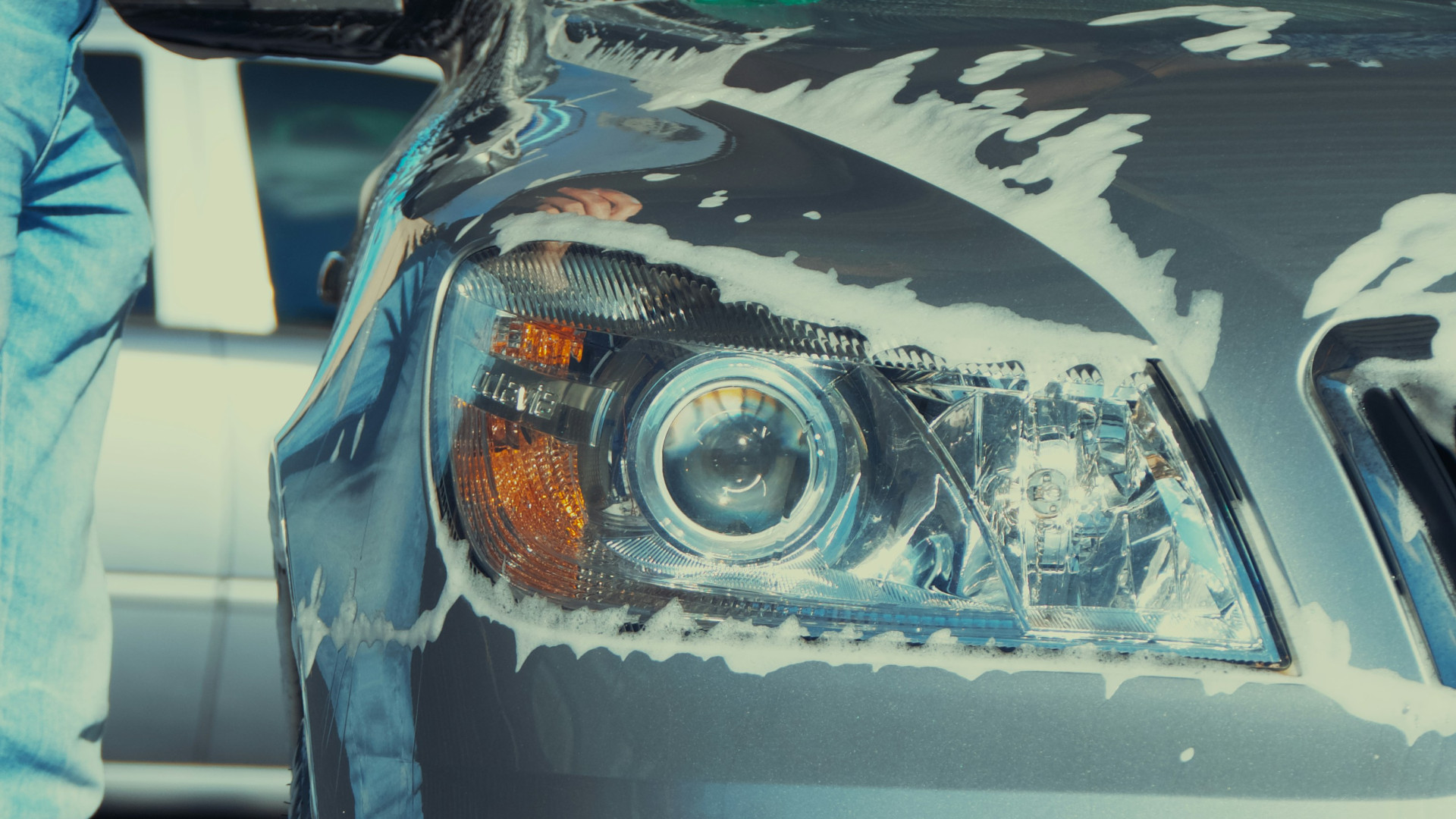 Comment bien laver sa voiture à Châteauroux ?