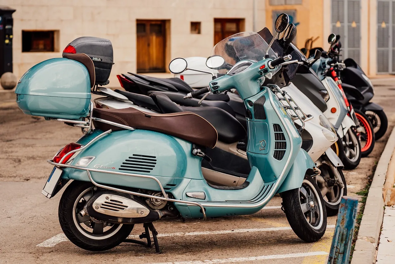 Vignette crit'air : tout ce qu'il faut savoir sur les deux-roues