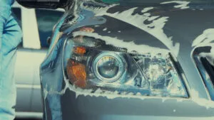 Comment bien laver sa voiture à Châteauroux ?