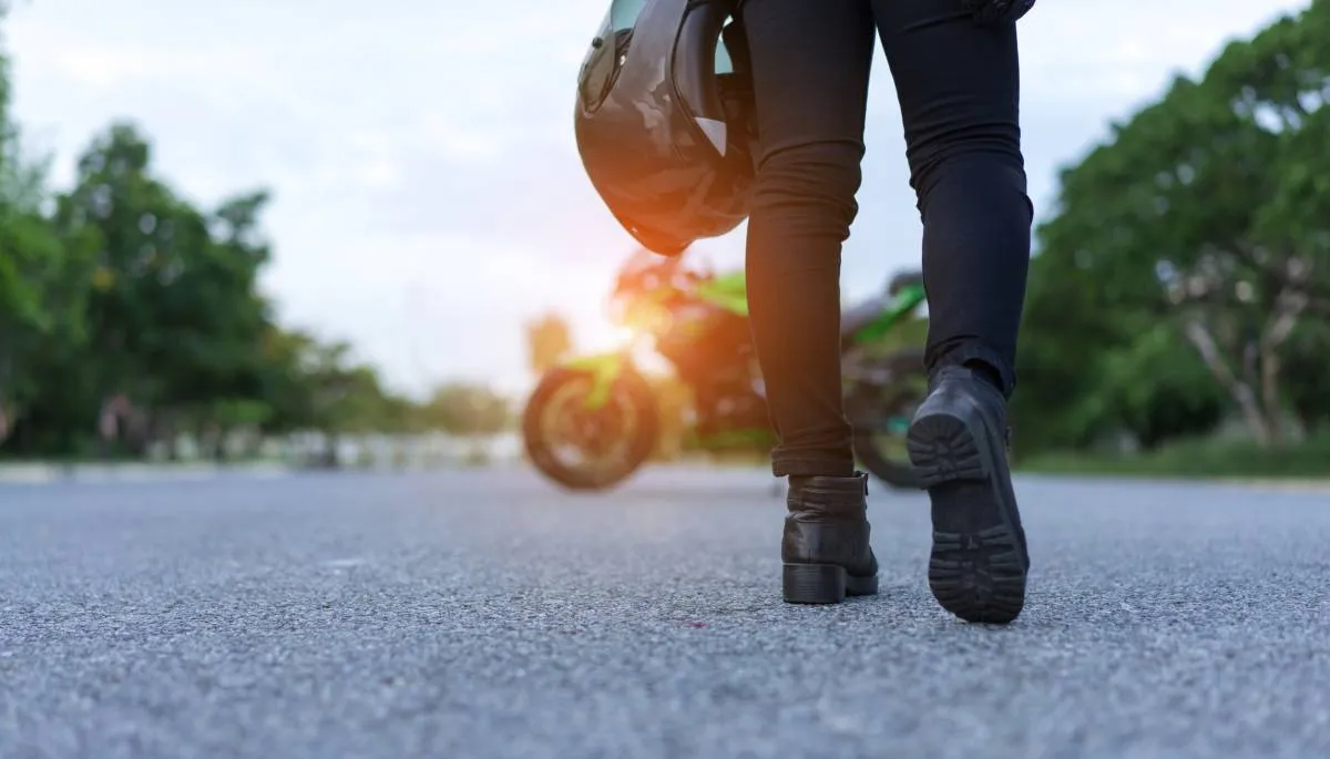 Réussir l'examen théorique moto : guide du candidat 2025