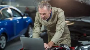 Comment choisir les bonnes pièces de voiture sans permis en ligne ?