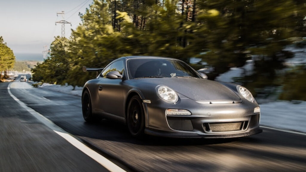 Comment préparer sa Porsche 997 pour une saison de conduite sportive ?