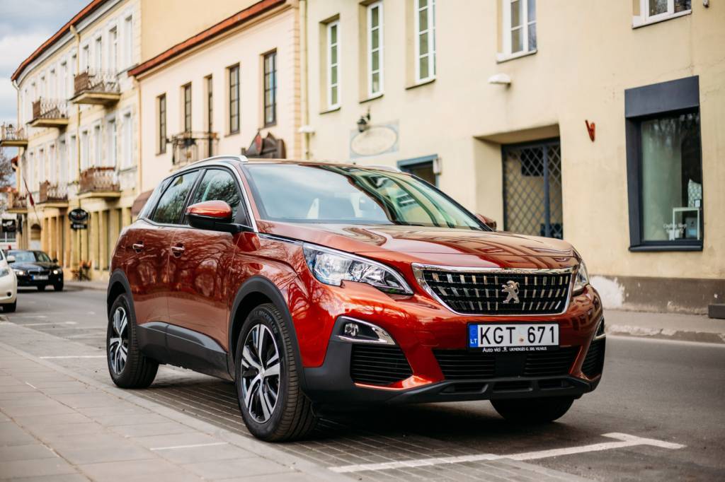 modèles de voiture Peugeot d'occasion