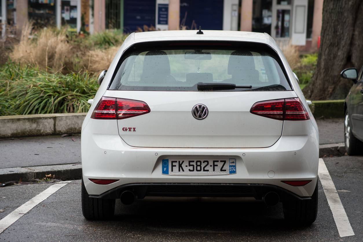 coût plaque d'immatriculation voiture