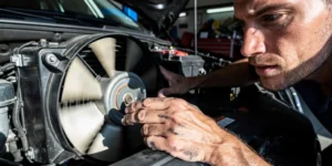 pourquoi le ventilateur de ma voiture se déclenche